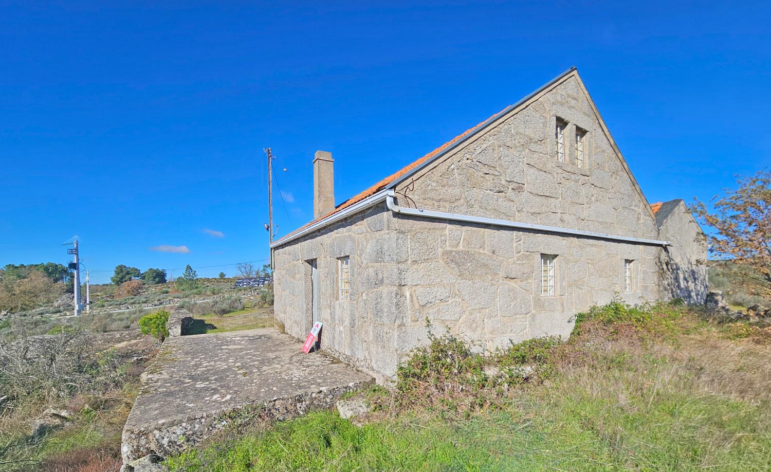  à vendre maison indépendant Donfins Guarda 12