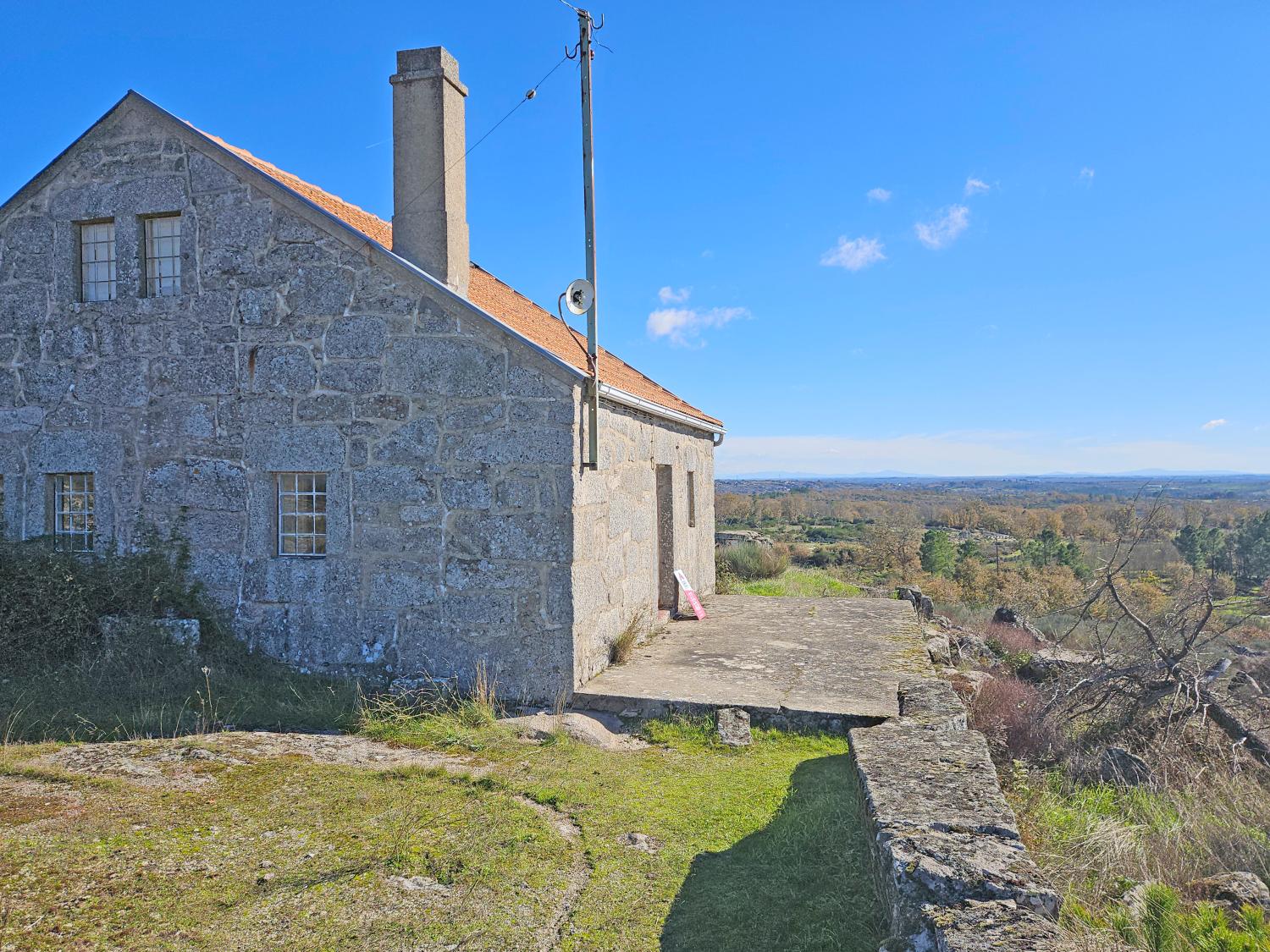  à vendre maison indépendant Donfins Guarda 14