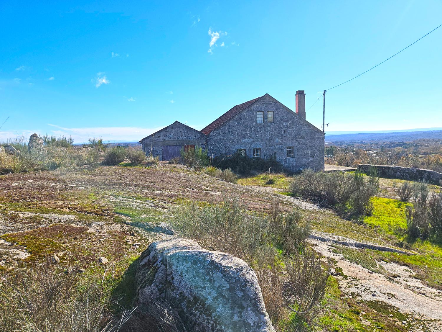  à vendre maison indépendant Donfins Guarda 16