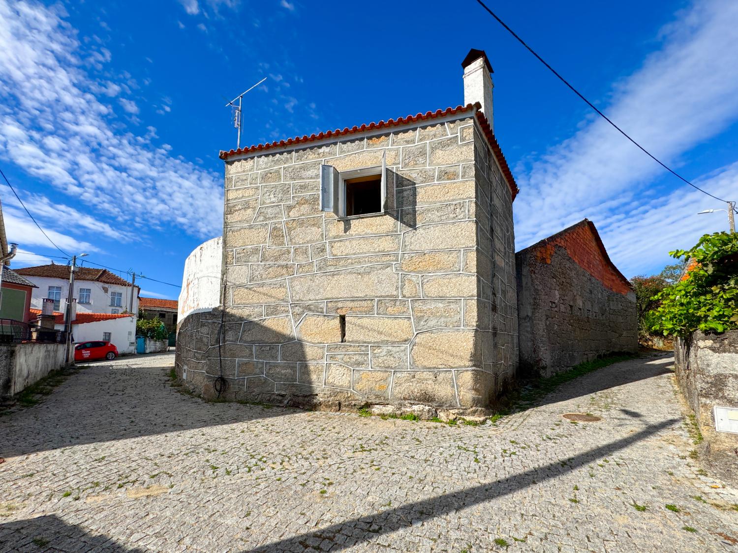 à vendre maison Lomba Sabugal 3