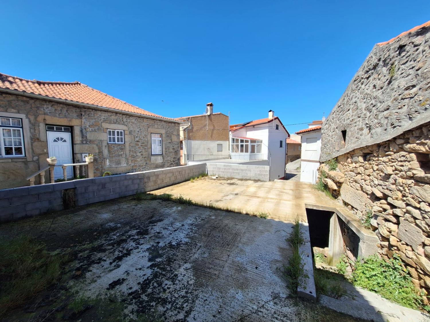  à vendre maison de village Outeiro de Gatos Mêda 13