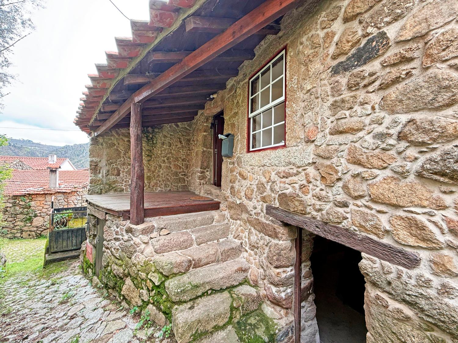  à vendre maison Vila Soeiro Guarda 1