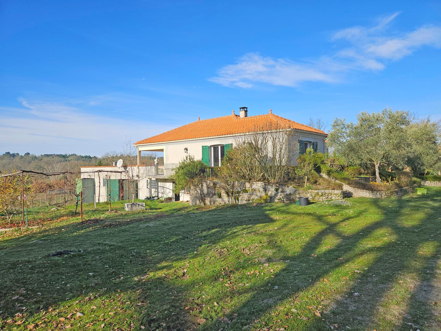 à vendre maison indépendant Casal de Cinza Guarda 2