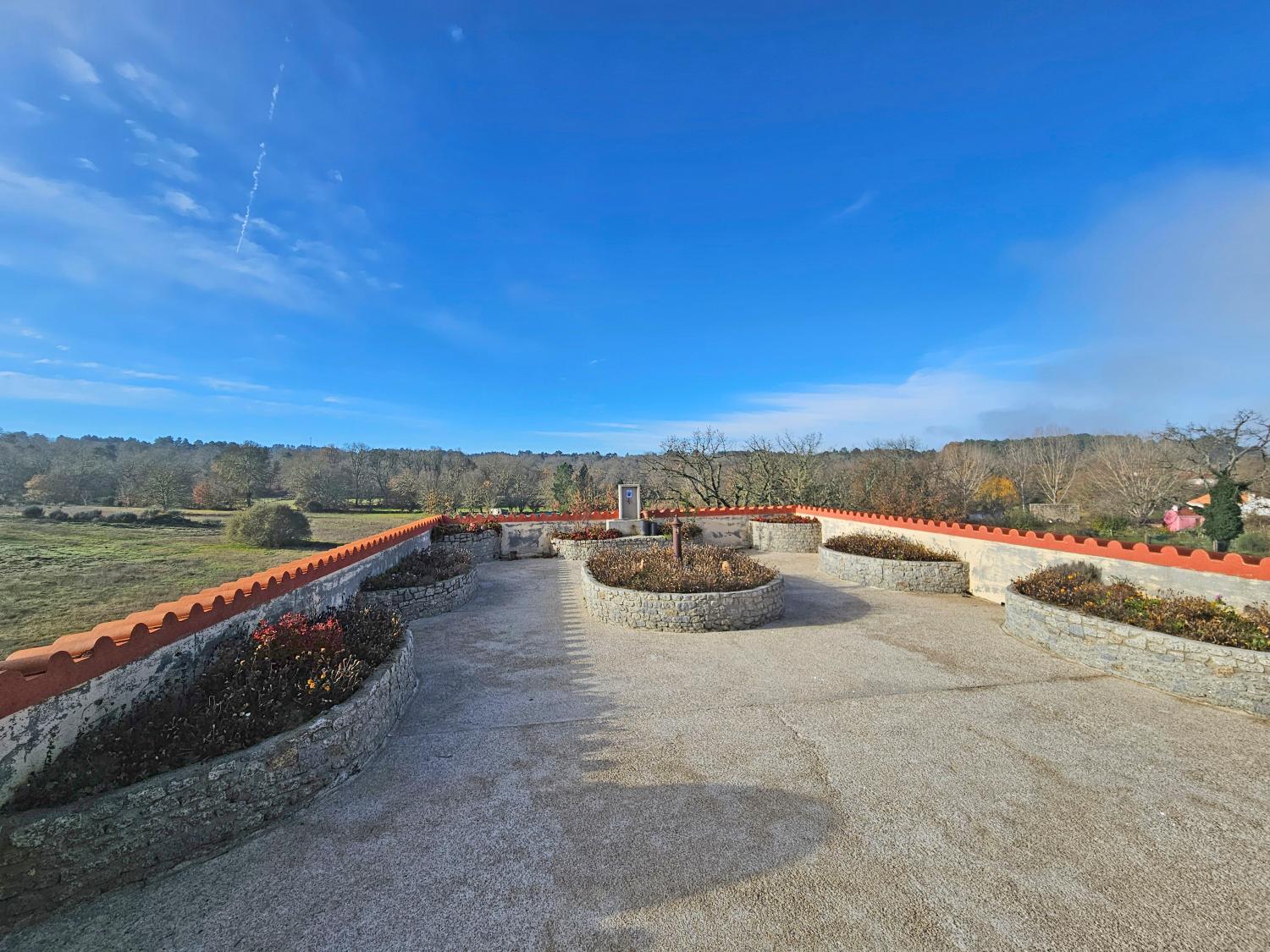  à vendre maison indépendant Casal de Cinza Guarda 5