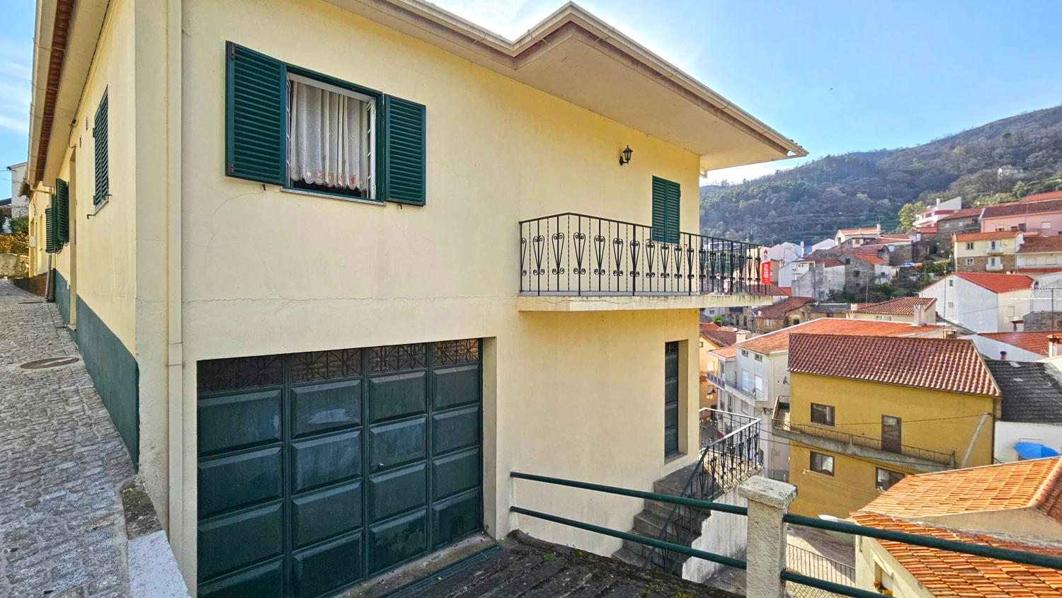 à vendre maison de village Famalicão Guarda 3