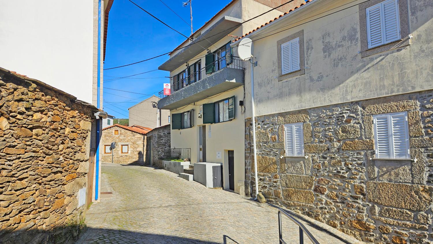 à vendre maison de village Videmonte Guarda 2