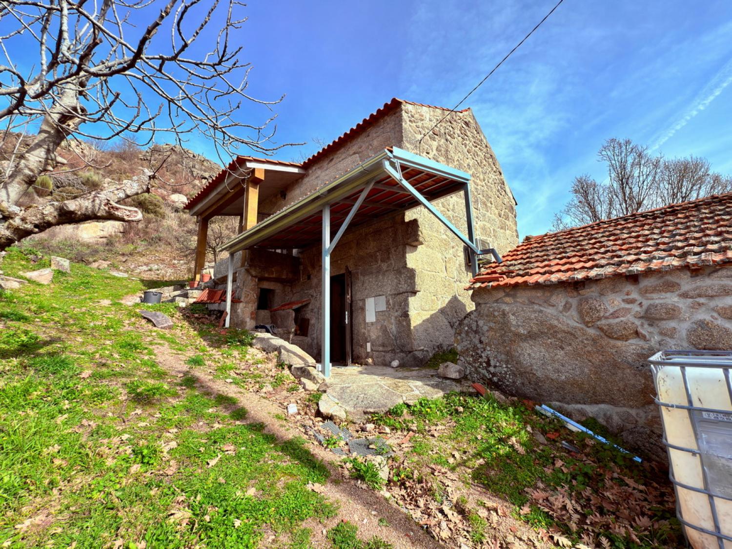 à vendre ferme Pousafoles do Bispo Sabugal 3