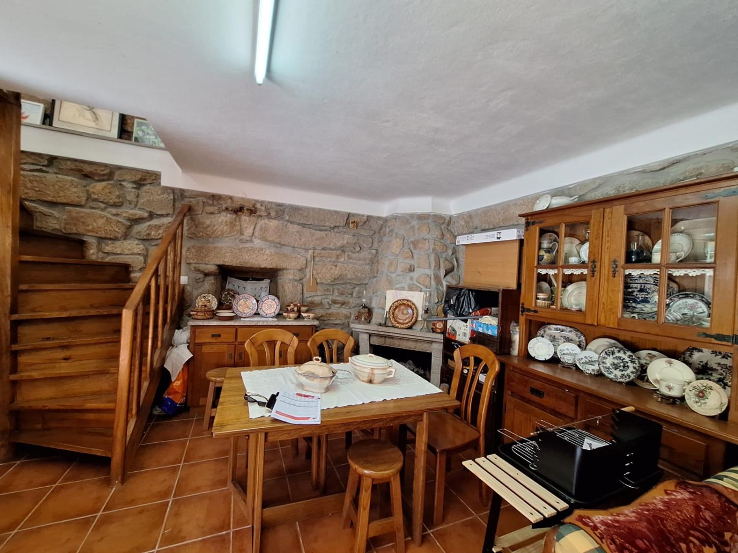  à vendre maison de village Outeiro de Gatos Mêda 6